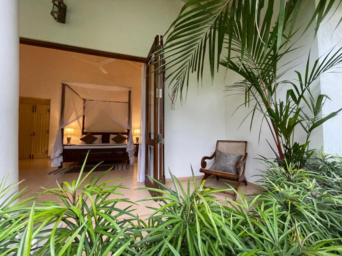 Claire Villa By Younger Villas & Resorts อาฮานกามา ภายนอก รูปภาพ